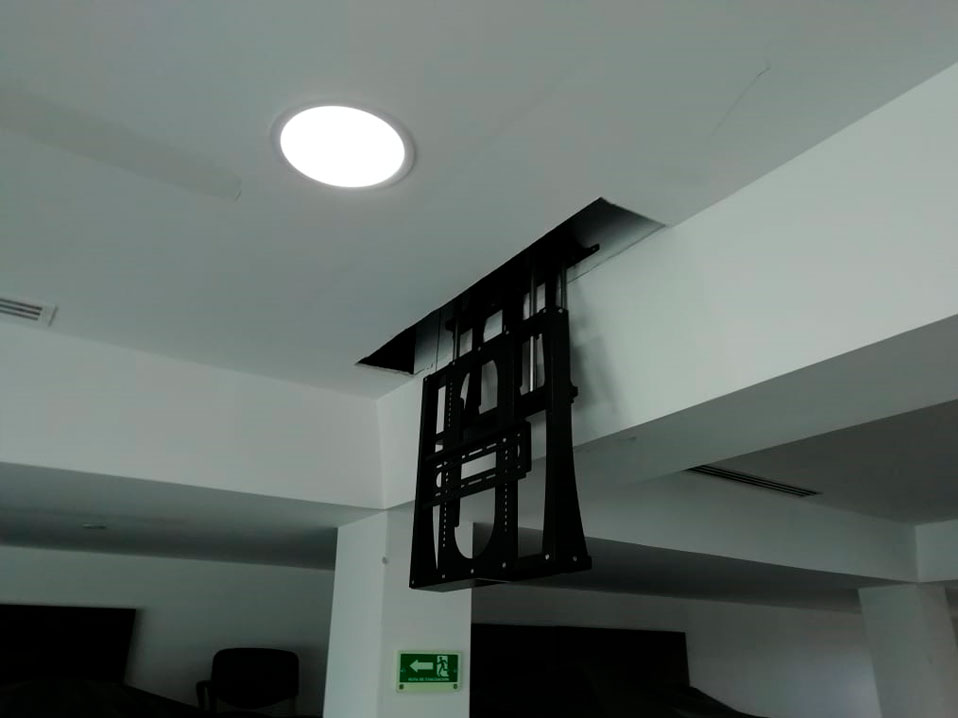 Soporte de pared para televisor electrico Soporte de pared para televisor electrico