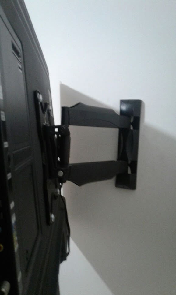 Soporte de brazo con extension maxima de 50 cms desde la pared Soporte de brazo con extension maxima de 50 cms desde la pared