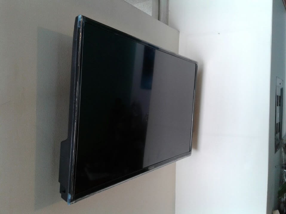 Soporte de brazo retractil unico para tv Soporte de brazo retractil unico para tv