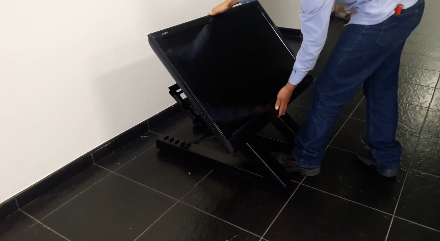 Base para pantalla TV de piso para Conferencista, presentador, expositor