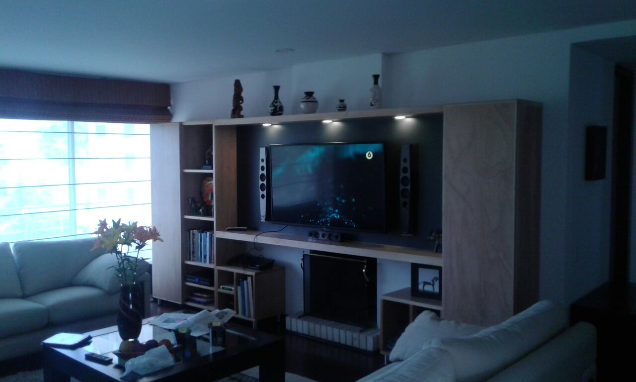 Instalacion de soporte de pared fijo sin movimiento en Bogota Instalacion de soporte de pared fijo sin movimiento en Bogota