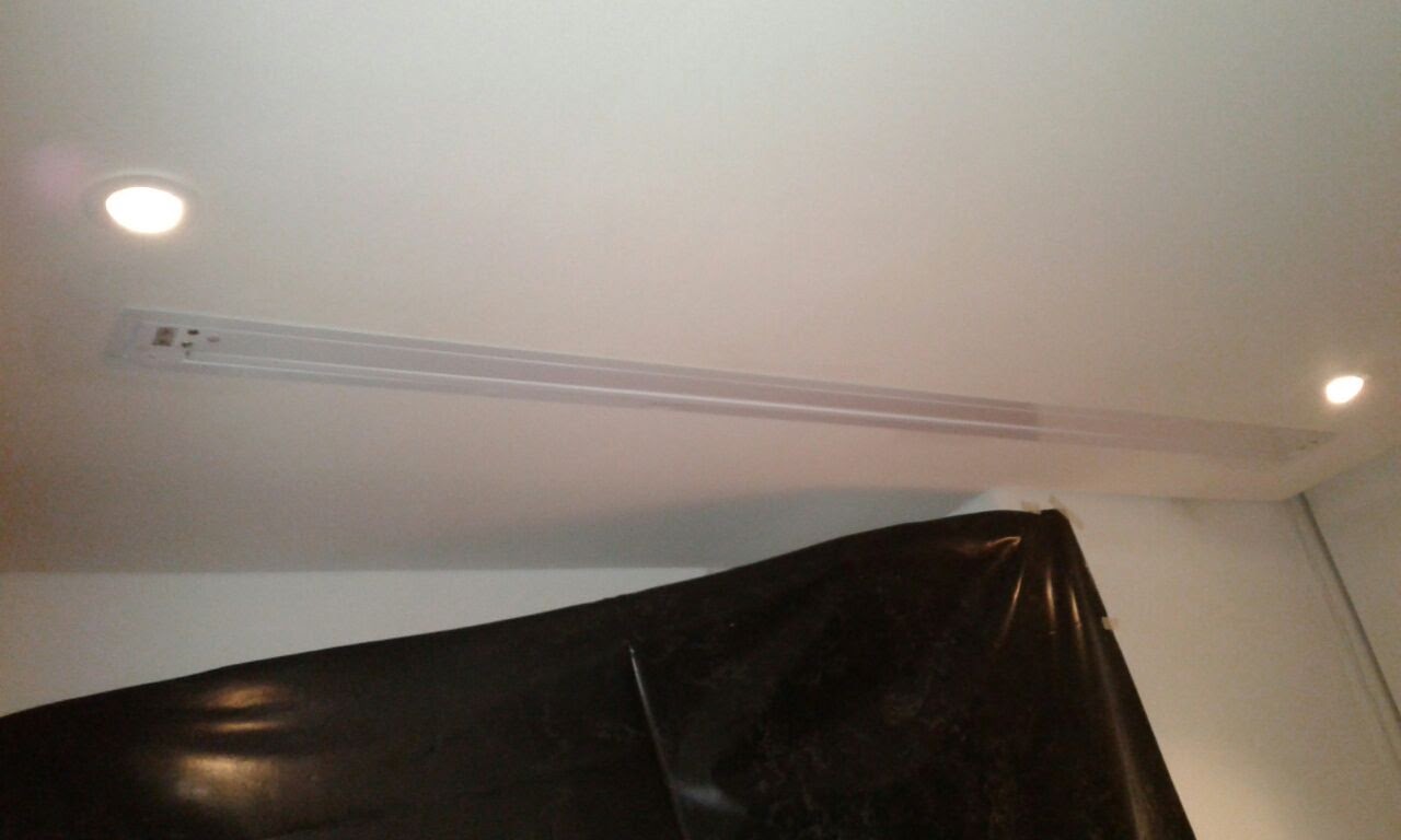 Pantalla de proyeccion de imagenes mediante videobeam Pantalla de proyeccion de imagenes mediante VideoBeam