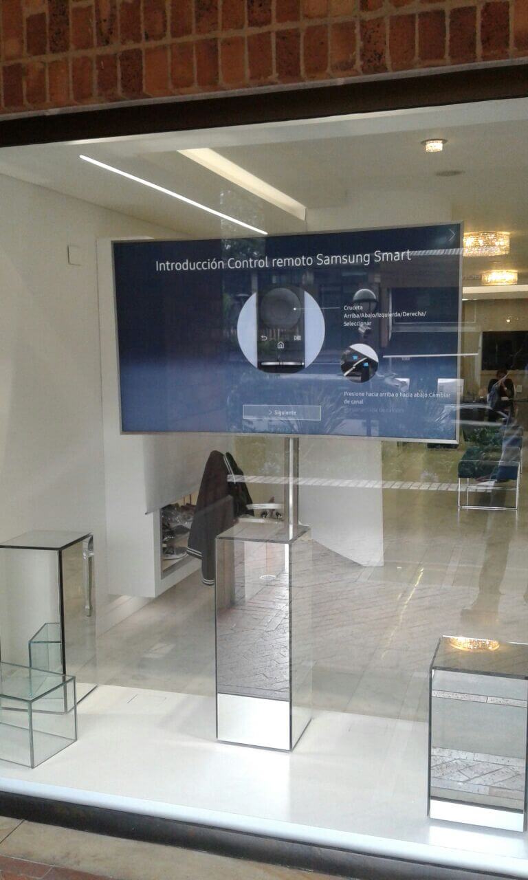 Soporte de pivote anclado al piso para televisores Soporte de pivote anclado al piso para televisores