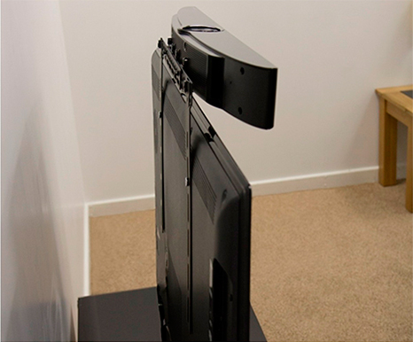 barra de sonido por encima de televisor barra de sonido por encima de televisor