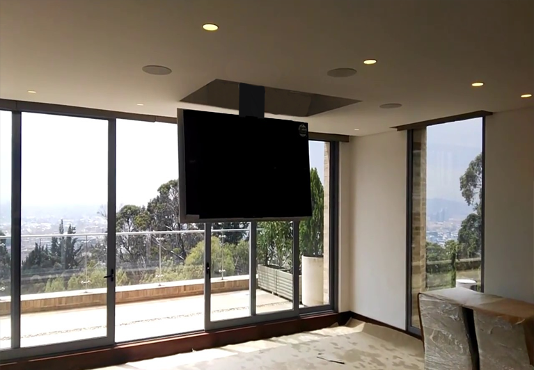 Base de techo tipo ala para tv
