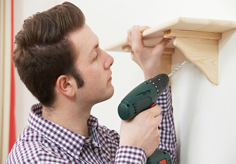 instalacion de repisas flotantes en pared